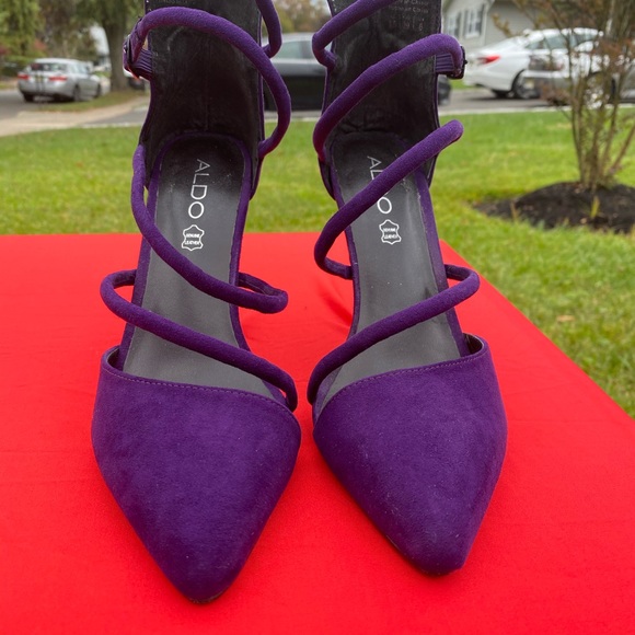 Aldo Purple Suede Pump, 9.0 - Picture 2 of 5